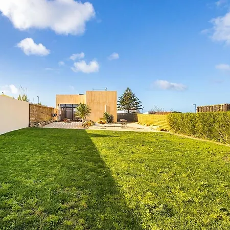 Holiday home Sunny, Modern With Terraces And Garden Sagres